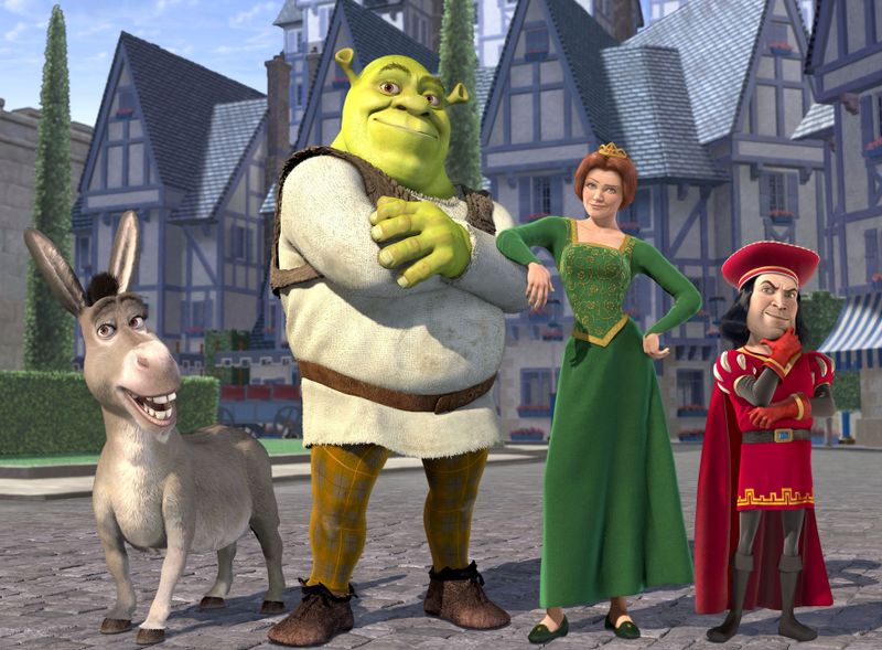 Der Oger Shrek hat gemeinsam mit dem Esel Prinzessin Fiona befreit, die Lord Farquaad versprochen ist.