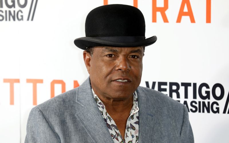 Tito Jackson, Bruder von Michael Jackson und Gründungsmitglied der einflussreichen Jackson 5, ist tot. Der Gitarrist und Sänger wurde 70 Jahre alt.