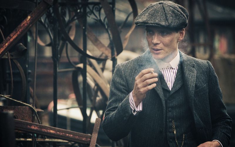 In der grandios besetzten BBC-Serie "Peaky Blinders" regiert Tommy Shelbys (Cillian Murphy) Gang die Straßen von Birmingham nach dem Ersten Weltkrieg.