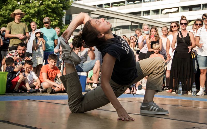 Breakdance: Von Der Straße Nach Olympia - SWYRL, Entertainment-Themen ...