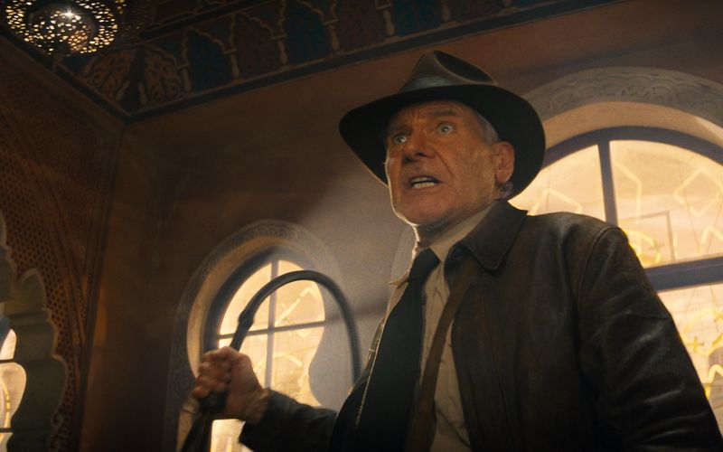 Integraler Bestandteil der Figur: Auch in "Indiana Jones und das Rad des Schicksals" darf Harrison Ford wieder die Peitsche schwingen.