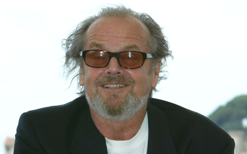 Auf Jack Nicholson trifft die Bezeichnung Hollywood-Legende zu wie auf kaum einen anderen. Heute ist es ruhiger um den Oscar-Preisträger geworden, immerhin ist er schon stolze 87 Jahre alt. Eine seiner letzten Rollen spielte er unter Martin Scorsese in dem Mafia-Thriller "Departed - Unter Feinden", der am Freitag, 7. Februar, um 22.40 Uhr auf Arte läuft. Die Galerie zeigt die wichtigsten Stationen in der Karriere des Ausnahmeschauspielers. 