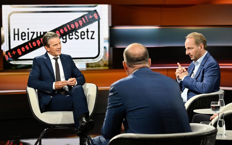 "Das ist eine derartige Arroganz der Macht, das lasse ich mir nicht gefallen." Thomas Heilmann (rechts) erklärte bei Markus Lanz seine Klage vor dem Bundesverfassungsgericht.