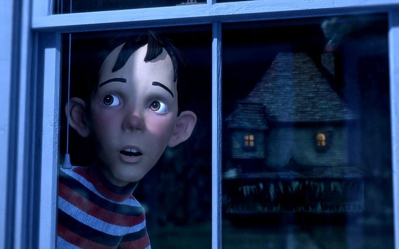 Schaurig soll es sein - aber bitte nicht zu schaurig! Viele junge Zuschauerinnen und Zuschauer haben großen Spaß an gruseligen Filmen (wie zum Beispiel "Monster House", Bild), vor allem an Halloween, und das Angebot an altersgerechten Produktionen wächst stetig. Die Galerie zeigt die besten Grusel- und Gespensterfilme für Kinder, sortiert nach FSK-Freigabe (Freiwillige Selbstkontrolle der Filmwirtschaft).