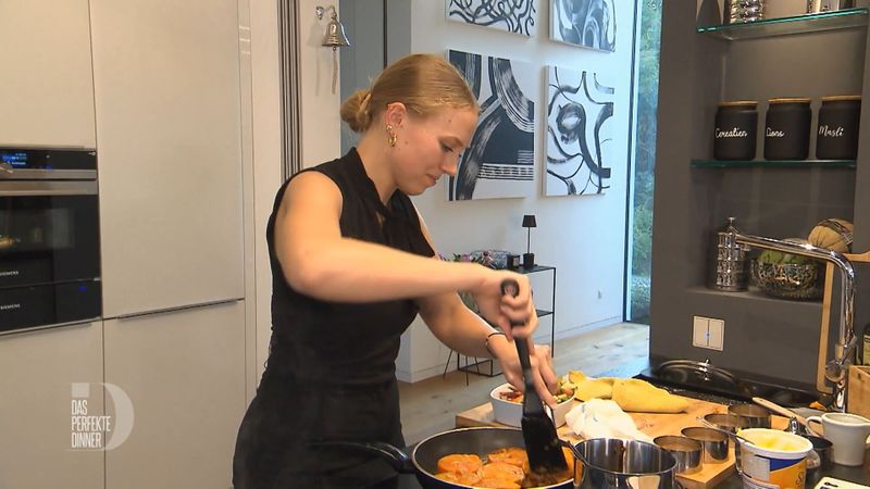 Beim Hauptgang bricht in der Küche Hektik aus: Während das Rind schon fertig ist, brauchen die Beilagen noch länger.
