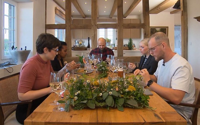 Nachhaltiges Dinner nach Gutsherrenart: Die Gourmet-Runde auf Alex' Hof in Ostwestfalen.