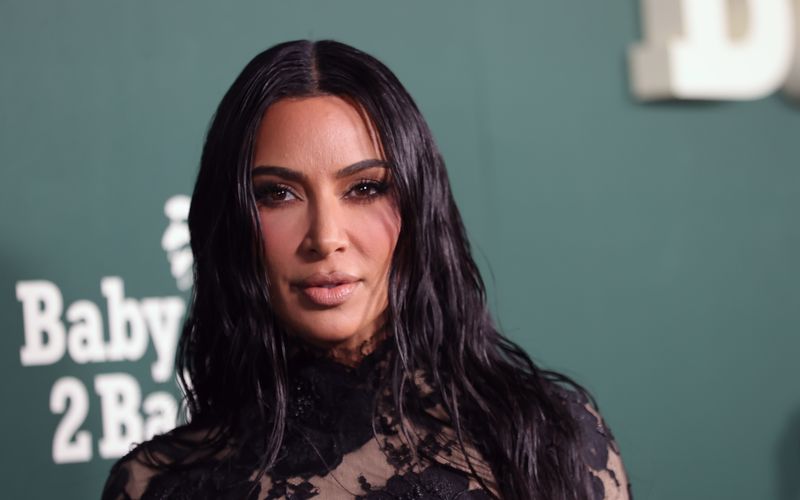 Kim Kardashian (43) spielt bald ihre zweite Hauptrolle - und zwar in einer Komödie. Netflix gewann den Bieterkrieg um den Film.