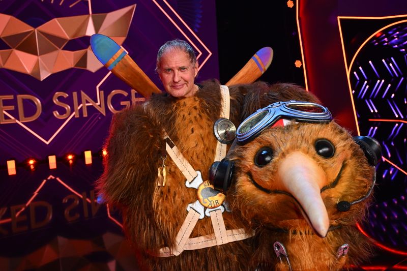 Keine Überraschung mehr, aber sensationell: Uwe Ochsenknecht wurde bei "The Masked Singer" als der Kiwi enttarnt.