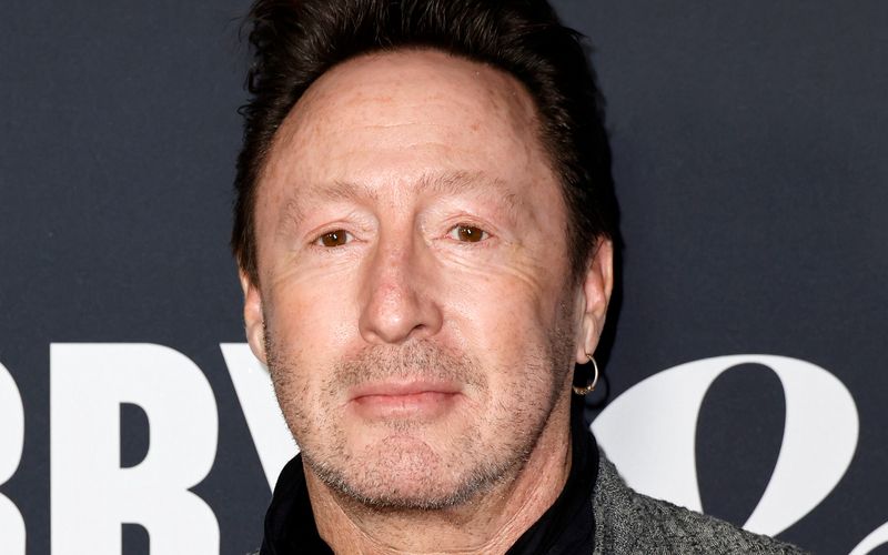 Der britische Musiker Julian Lennon (60) spricht in einem Interview darüber, wie ihn der "Beatles"-Song "Hey Jude" beeinflusst hat.