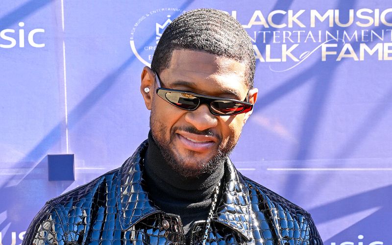 Usher soll für seine Halbzeitshow beim Super Bowl am Wochenende weniger als 700 Dollar verdient haben.