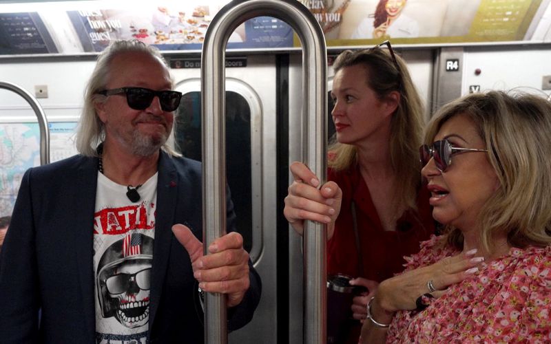 Robert und Carmen Geiss bei der ersten U-Bahn-Fahrt ihres Lebens in New York.