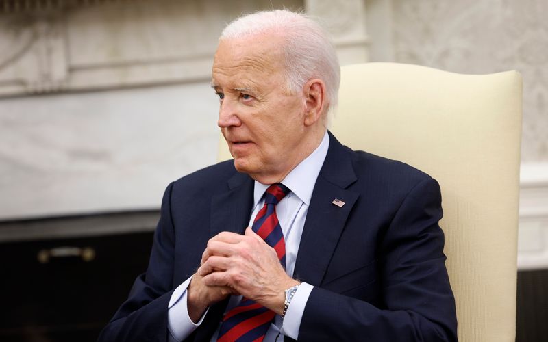 Von Joe Biden kursieren derzeit Videos in den sozialen Medien, die das Weiße Haus nun als "billige Fälschungen" abtat.