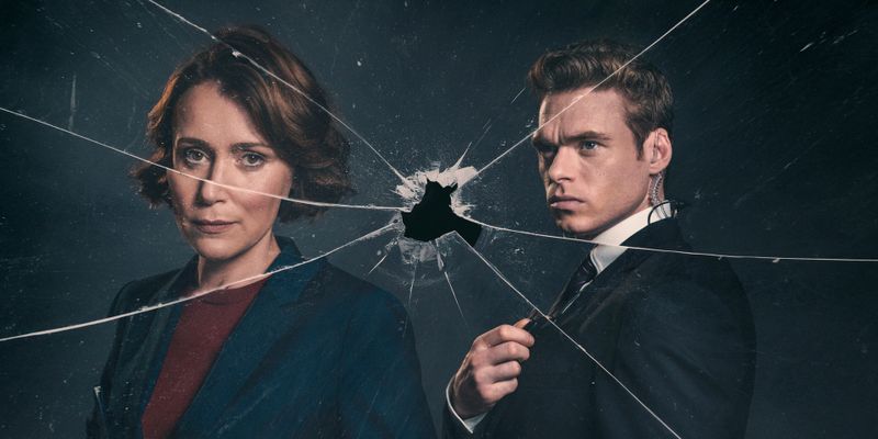 Können sie einander trauen geschweige denn lieben? Politikerin Julia Montague (Keeley Hawes) und Bodyguard David Budd (Richard Madden) in der gefeierten britischen Thrillerserie "Bodyguard".