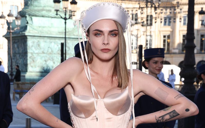 Cara Delevingne hat sich dem Alkohol entsagt.