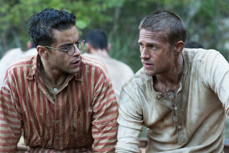 Louis Dega (Rami Malek, links) und Papillon (Charlie Hunnam) verbindet eine tiefe Freundschaft. 