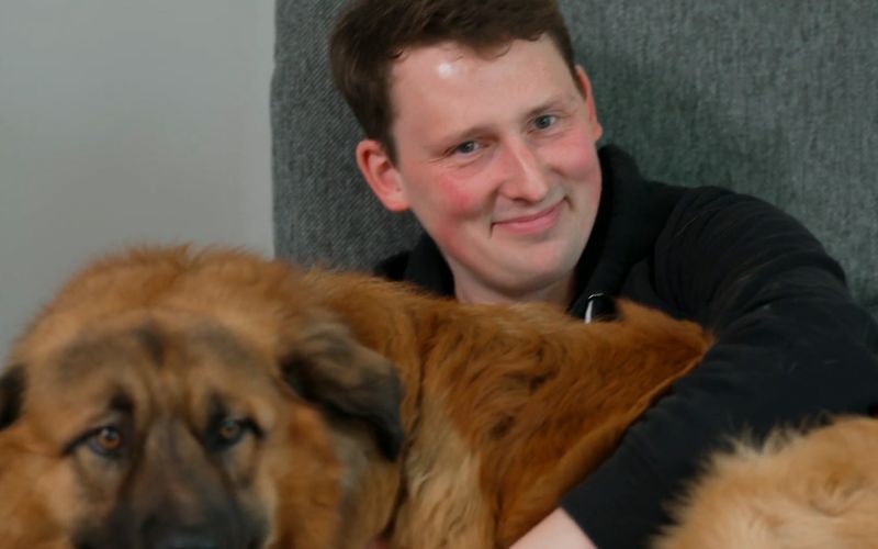 Unerwartetets Happy End: Calito lebt jetzt bei Hundetrainer Marcel Wunderlich.