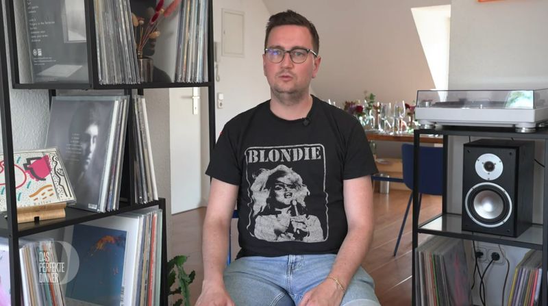 Hobby-Koch und Vinyl-Fan: Dominik (34) aus Köln.