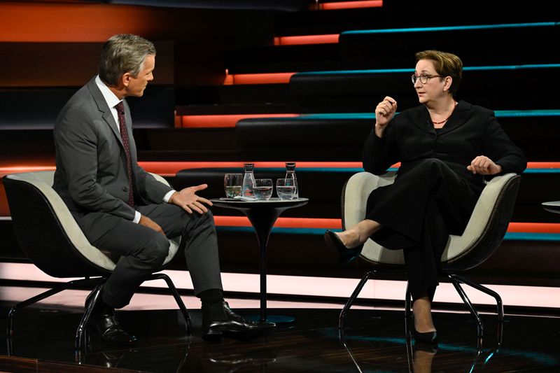 SPD-Politikerin Klara Geywitz behauptete im Gespräch mit Markus Lanz, dass der geplatzte Asylgipfel ein Indiz für einen vorgezogenen Bundestagswahlkampf sei.