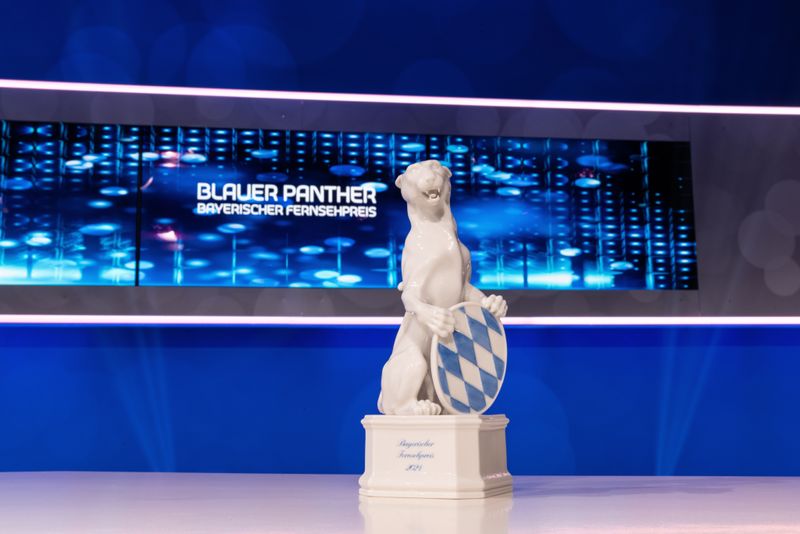 Vormals bekannt als "Bayerischer Fernsehpreis": Die "Blauer Panther"-Statuetten aus Nymphenburger Porzellan sind heiß begehrt.