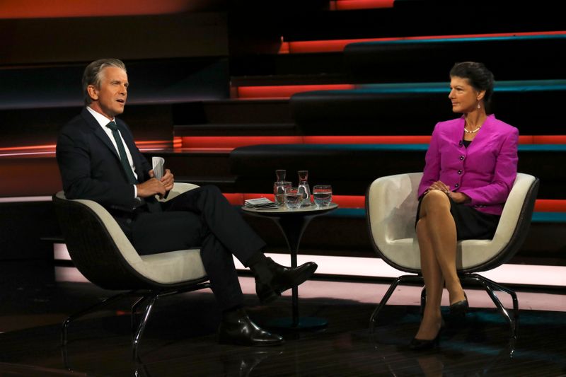 ZDF-Moderator Markus Lanz sprach mit Sahra Wagenknecht am Mittwoch unter anderem über die jüngsten Wahlerfolge ihrer Partei "Bündnis Sahra Wagenknecht".