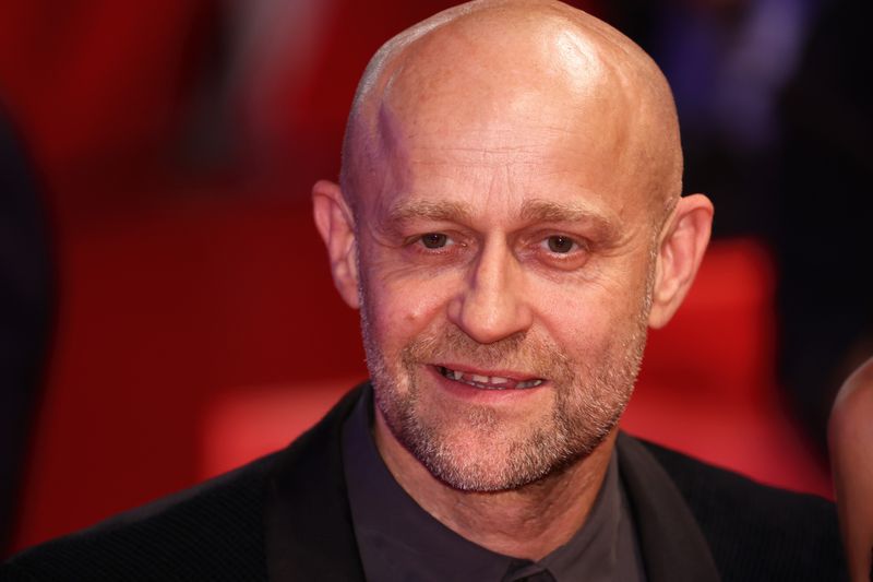 "Ich brauche es als psychischen Ausgleich, weil ich eine hyperaktive Person bin": Jürgen Vogel (bei der Berlinale 2024) spricht in einem Interview über Sport und seine Haltung zum Älterwerden.