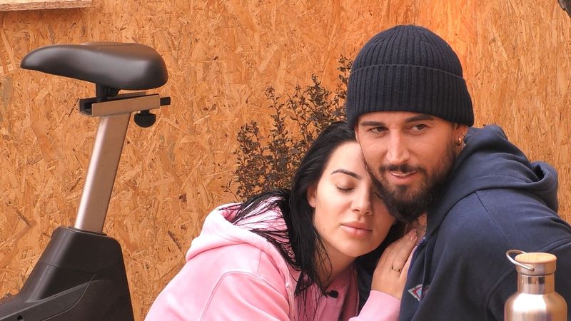 Mike Heiter und Leyla Lahouar haben sich bei "Promi Big Brother" verlobt.