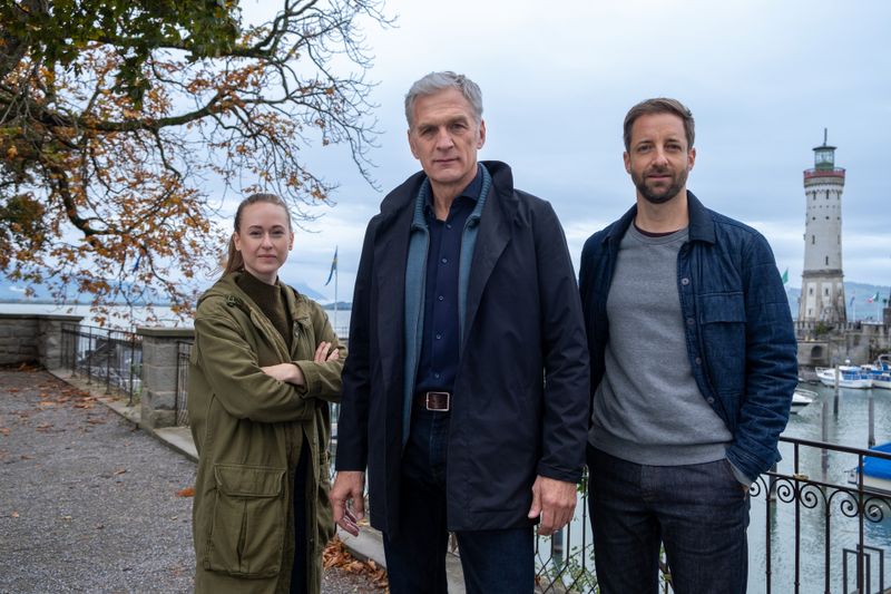 Rätsel um zwei Morde: Annika Wagner (Nurit Hirschfeld), Robert Anders (Walter Sittler) und Martin Keller (Dominik Maringer) ermitteln wieder am Bodensee.
