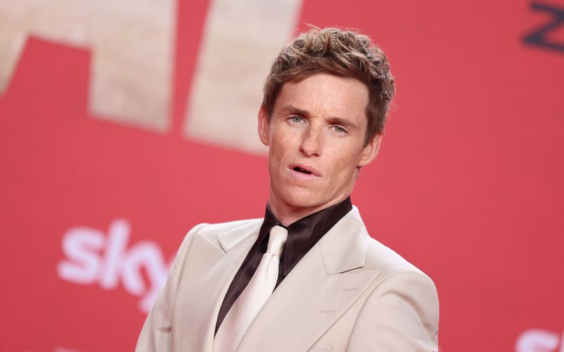 Eddie Redmayne bei der Premiere der Serie "The Day Of The Jackal" in Berlin: Der Dreh brachte den Schauspieler an Grenzen.