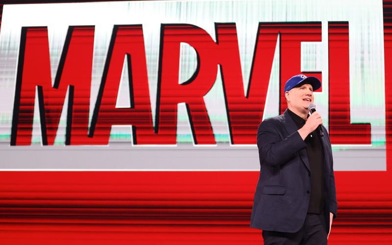 Kevin Feige bei der brasilianischen Disney-Expo D23: Nachdem für 2025 besonders viele MCU-Produktionen anstehen, hat der Marvel-Boss angekündigt, ab 2026 auf die Bremse treten zu wollen.