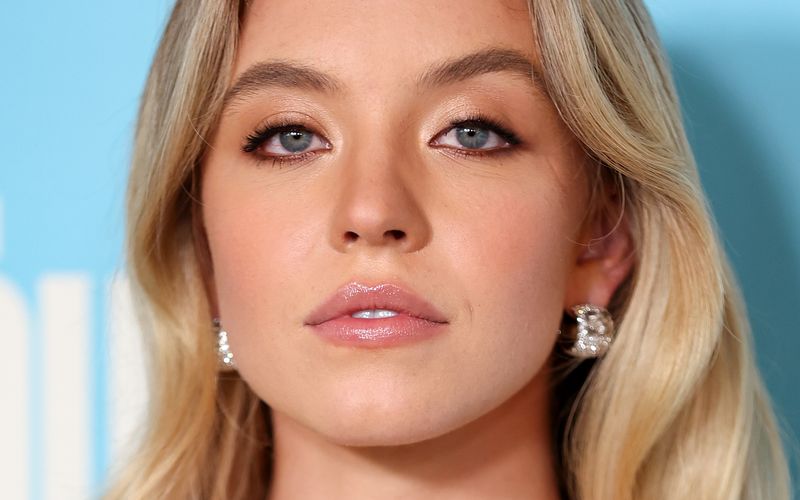 Sydney Sweeney wünscht sich mehr Unterstützung von ihren Hollywood-Kolleginnen.