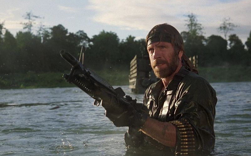 "Chuck Norris war Kamikaze-Pilot - 12 Mal!" Keine Frage, Chuck Norris ist absolut unverwüstlich und seine Filme wie "Missing In Action" (Bild) längst Kult. Zu seinem 85. Geburtstag am 10. März präsentiert die Galerie Norris' besten Filme und die "härtesten Fakten" rund um die Actionlegende. 