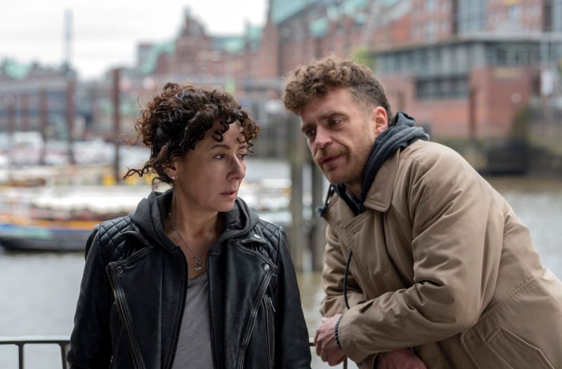 Im zweiten abendfüllenden "Großstadtrevier"-Film steht das Hamburger Polizisten-Duo Harry Möller (Maria Ketikidou) und Nils Sanchez (Enrique Fiß) im Mittelpunkt. Harry erleidet ein Trauma - als sie in eine sinnlose Gewaltszene gerät, verletzt wird und das Drama nach einer Nacht im Krankenhaus noch einmal eine neue Dimension annimmt.