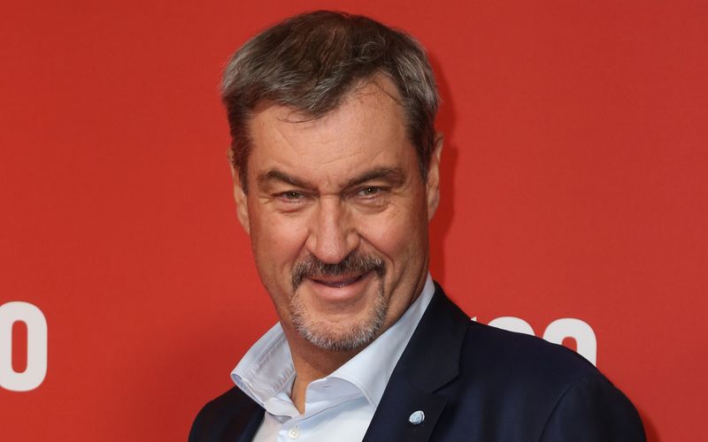 CSU-Chef Markus Söder hat eine McDonald's-Filiale besucht. Das Echo in den sozialen Medien ließ nicht lange auf sich warten.