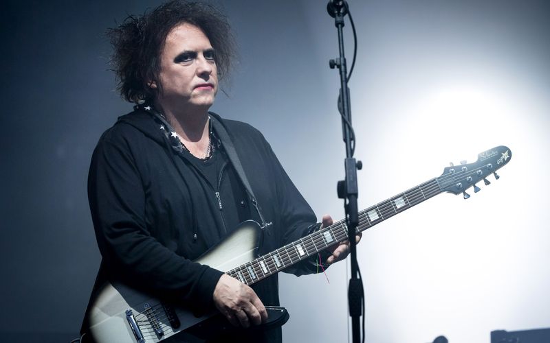 Im November veröffentlichten The Cure ihr neues Album "Songs Of A Lost World". Nun hat Bandleader Robert Smith bereits zwei weitere Platten angekündigt.