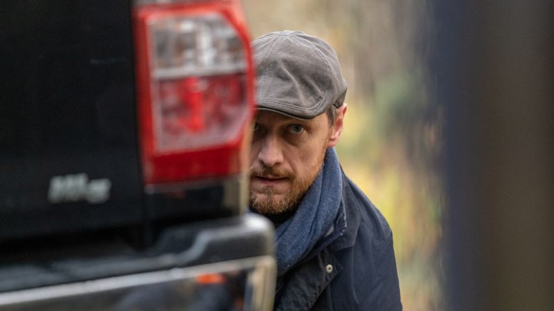 Edmond (James McAvoy) bringt sich bei der Spurensuche wiederholt selbst in Gefahr.