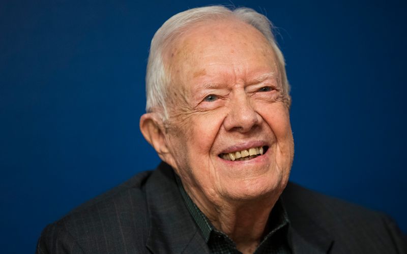 Im Oktober hatte er seinen 100. Geburtstag gefeiert, sein Tod versetzte nicht nur die USA in Trauer: Am 29. Dezember verstarb der ehemalige US-Präsident Jimmy Carter. Er und weitere Persönlichkeiten aus Film, Fernsehen, Musik, Literatur, Sport, Wirtschaft und Politik schieden 2024 aus dem Leben.  