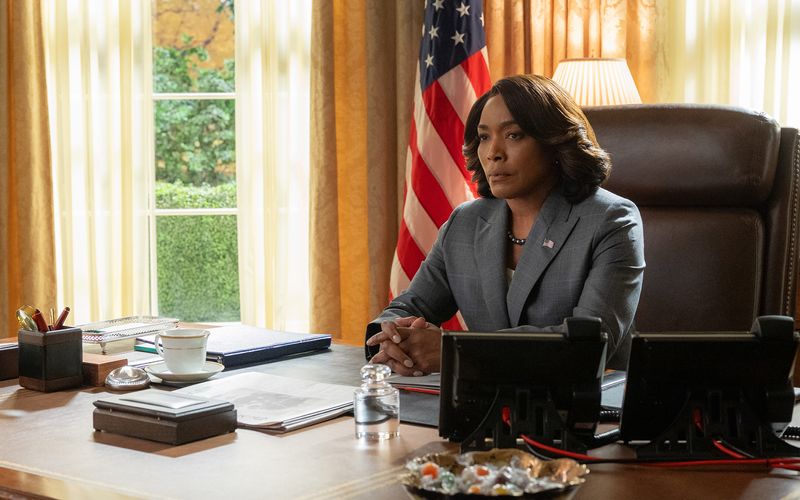 US-Präsidentin Mitchell (Angela Bassett) findet sich in einer kniffligen Lage wieder.