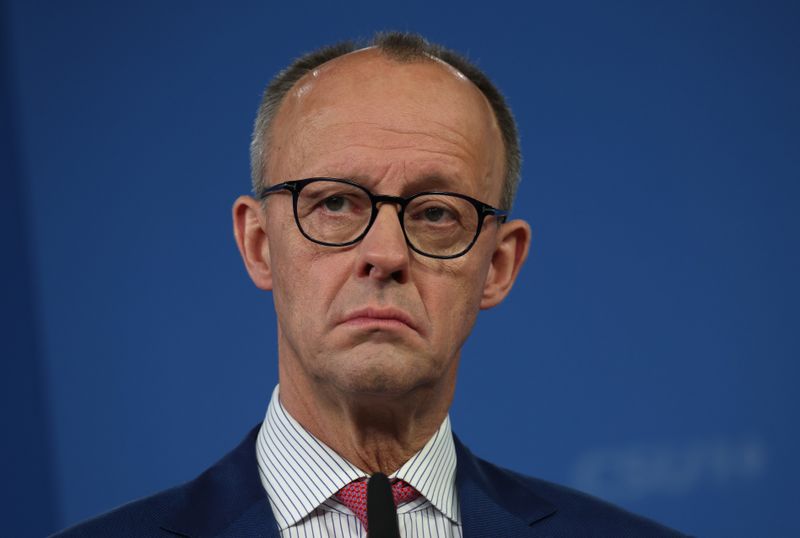 Friedrich Merz (CDU, Bild) kommt in der Kanzlerfrage auf den gleichen Wert wie sein Konkurrent Robert Habeck.