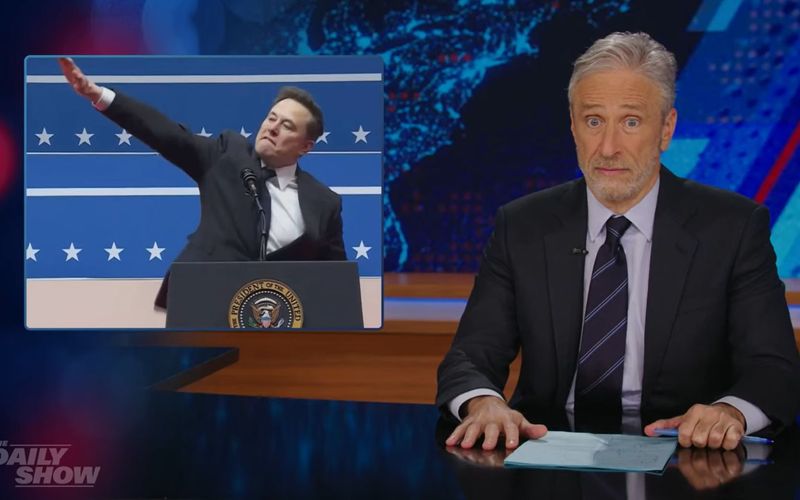 Jon Stewart (rechts) zeigte sich schockiert - unter anderem von Elon Musk.