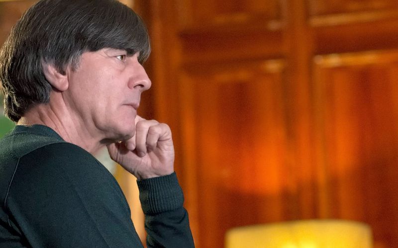 Jogi Löw hat in der NDR-Doku offen über die Erfolge und Schattenseiten seiner Karriere gesprochen.