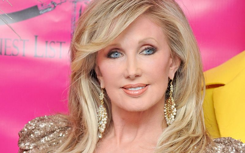 In diversen Sitcom zeigte sich Morgan Fairchild auch von ihrer komischen Seite, darunter die Kultserie "Friends".