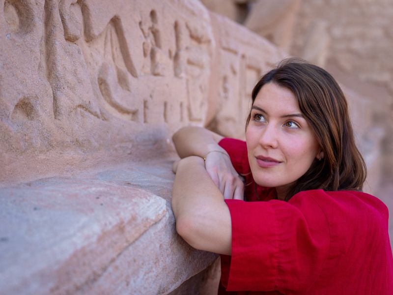 Im Tempel von Abu Simbel forscht Hannah Emde nach Gründen für das Ende der ägyptischen Hochkultur.
