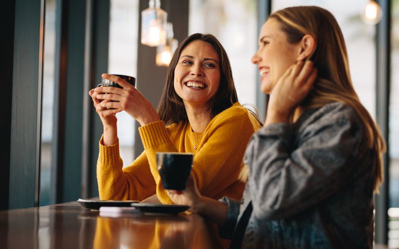 Reden Frauen wirklich mehr als Männer?