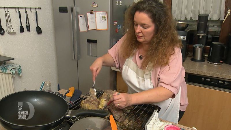 Mit Volldampf am Rehbraten: Nicole startet "Das perfekte Dinner" im Saarland.