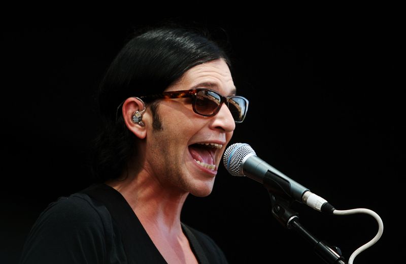 Bei einem Konzert im Sommer 2023 bezeichnete Brian Molko die italienische Regierungschefin unter anderem als "Faschistin".