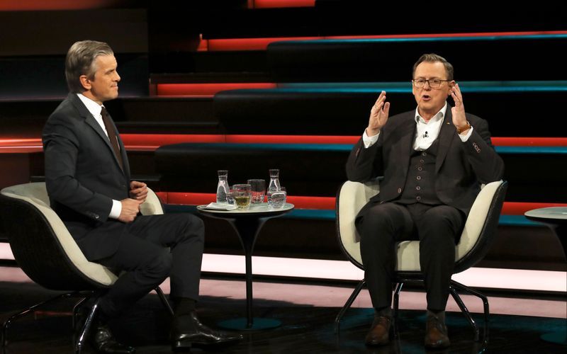 "Sie wollen mich vorführen", warf Linken-Politiker Bodo Ramelow (rechts) ZDF-Moderator Markus Lanz vor.