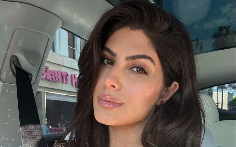 Elnaaz Norouzi ist Teheran geboren, in Hannover aufgewachsen - und in Mumbai so bekannt wie US-Stars hierzulande. "Hätte ich damals gewusst, wie schwierig es ist, nach Mumbai zu ziehen und in Bollywood zu arbeiten, hätte ich es nie gemacht", sagte die Schauspielerin Ende 2024 rückblickend im NDR-Format "Käptn's Dinner". Für vieles sei sie schlicht "zu deutsch" - etwa beim Thema Pünktlichkeit.