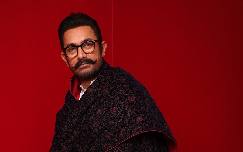 Amitabh Bachchan, Kajol Devgan oder Kareena Kapoor: Obwohl diese Namen in Deutschland relativ unbekannt sind, haben viele indische Stars mehr Fans als bekannte Hollywood-Größen. Auch er gehört zu den ganz Großen in Indien: Aamir Khan (Bild). Zum 60. Geburtstag des Schauspielers und Moderators am 14. März stellt die Galerie ihn und andere berühmte Bollywood-Stars vor.